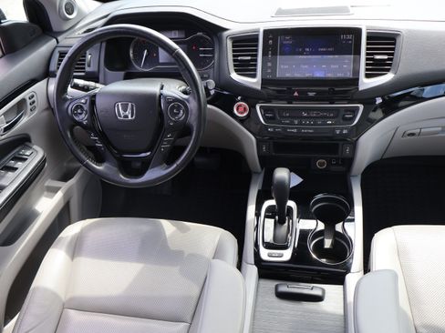 Used 2019 Honda Ridgeline RTL-E image 13