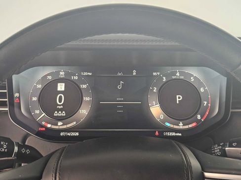 Used 2025 Land Rover Range Rover Long Wheelbase Autobiography AWD/4WD image 23