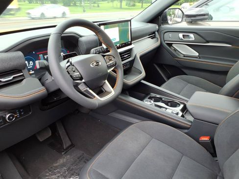 New 2026 Ford Explorer Tremor w/ Tremor Ultimate Package AWD/4WD image 6