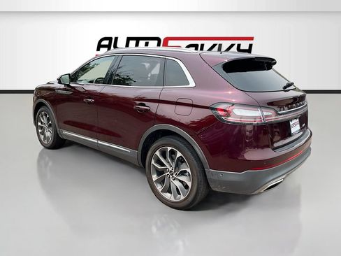 Used 2023 Lincoln Nautilus Reserve AWD/4WD image 5
