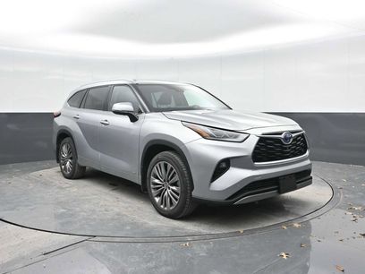 Used 2022 Toyota Highlander Platinum