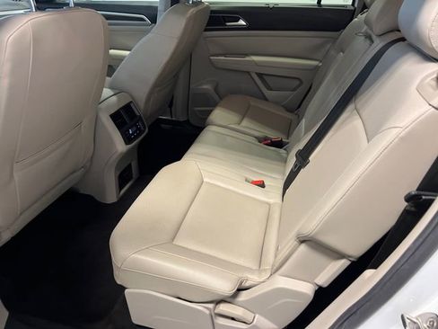 Used 2018 Volkswagen Atlas SEL AWD/4WD image 17