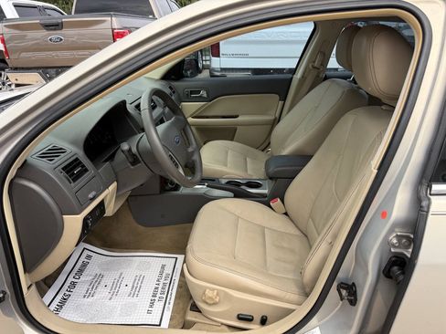 Used 2010 Ford Fusion SEL FWD image 7