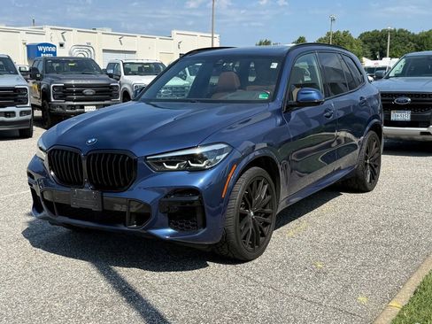 Used 2022 BMW X5 xDrive40i w/ M Sport Package AWD/4WD image 13
