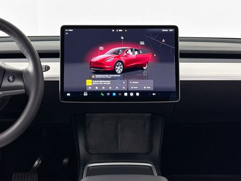 Used 2023 Tesla Model Y Long Range image 27