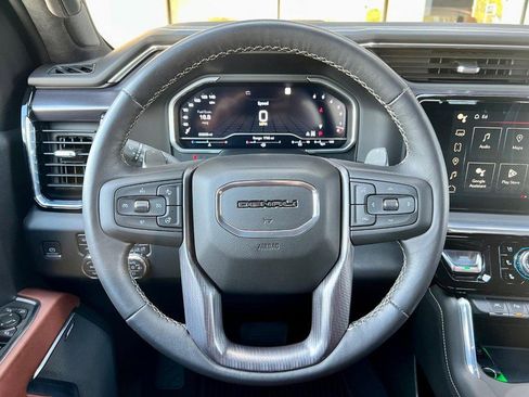 Used 2023 GMC Sierra 1500 Denali Ultimate image 16