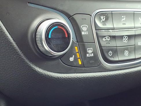 Used 2019 Chevrolet Equinox Premier AWD/4WD image 5