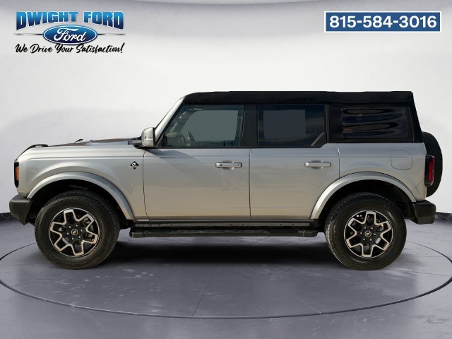 Used 2024 Ford Bronco Outer Banks AWD/4WD image 2