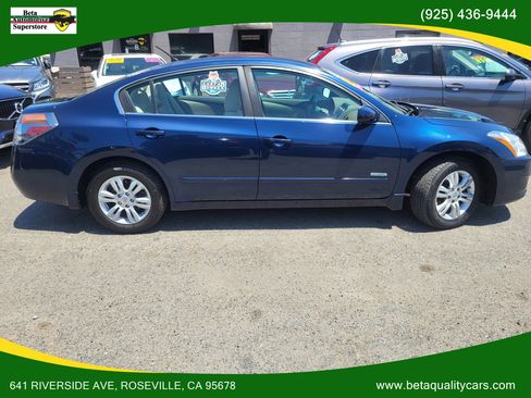 Used 2011 Nissan Altima Hybrid Sedan image 10