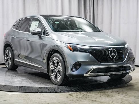 New 2026 Mercedes-Benz EQE 320 4MATIC SUV image 3