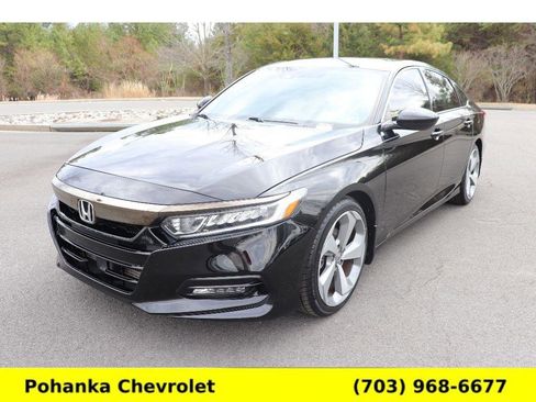 Used 2018 Honda Accord Sport image 3