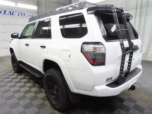 Used 2021 Toyota 4Runner Venture image 5