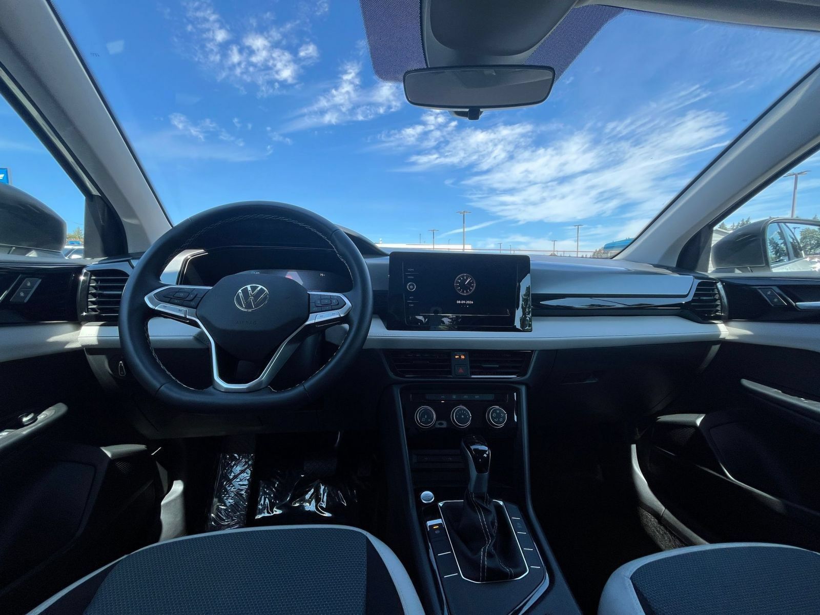 Used 2026 Volkswagen Taos S FWD image 32