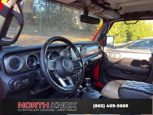 Used 2018 Jeep Wrangler Unlimited Rubicon w/ Dual Top Group image 6