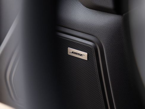 Certified 2026 Porsche Macan AWD/4WD image 24