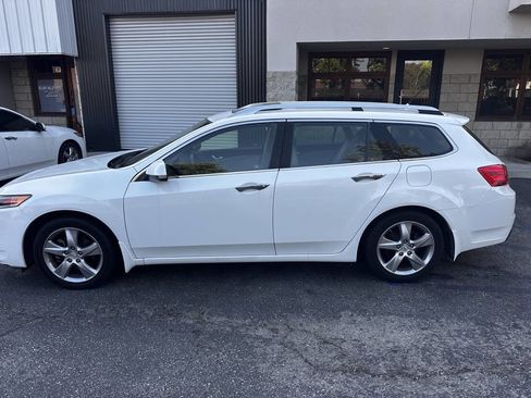 Used 2013 Acura TSX Sport Wagon FWD image 3
