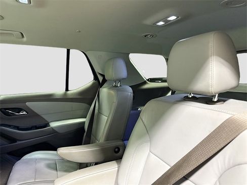 Used 2019 Chevrolet Traverse LT w/ LPO, Black Accent Package image 25