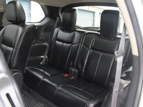 Used 2018 Nissan Pathfinder SL w/ SL Premium Package AWD/4WD image 25