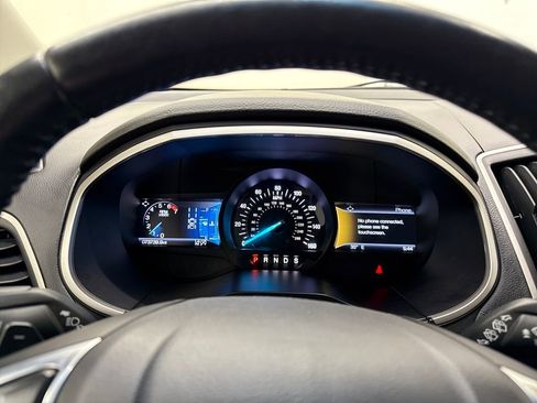 Used 2019 Ford Edge SEL image 15