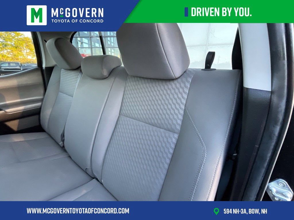 Used 2022 Toyota Tacoma SR AWD/4WD image 25