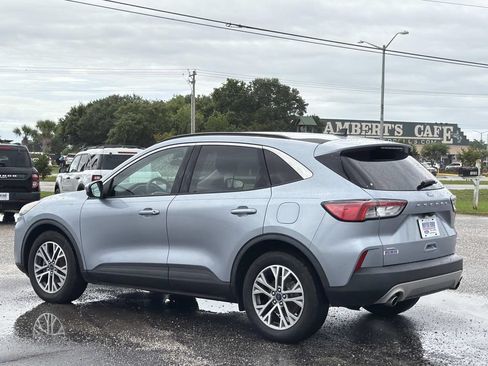 Certified 2022 Ford Escape SEL FWD image 6