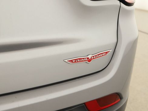 Used 2018 Jeep Compass Trailhawk AWD/4WD image 29