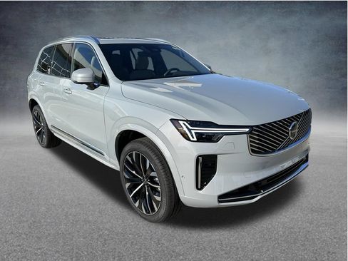 New 2026 Volvo XC90 B6 Plus AWD/4WD image 2