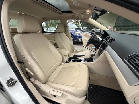 Used 2013 Volkswagen Passat 2.5 SE FWD image 14