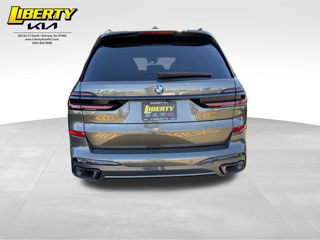 Used 2025 BMW X7 xDrive40i w/ Executive Package AWD/4WD image 6