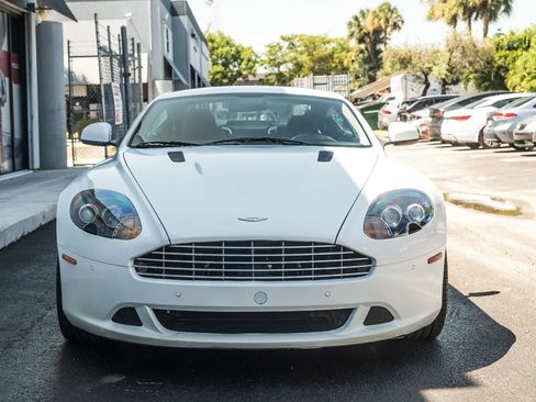Used 2011 Aston Martin DB9 Coupe RWD image 2