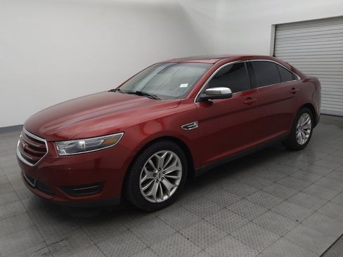 Used 2017 Ford Taurus Limited image 2
