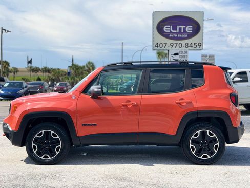 Used 2016 Jeep Renegade Trailhawk AWD/4WD image 2