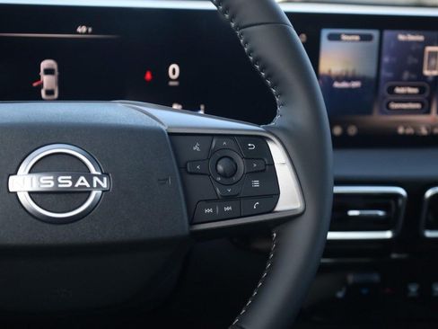 New 2026 Nissan Sentra SV w/ SV Convenience Package FWD image 9
