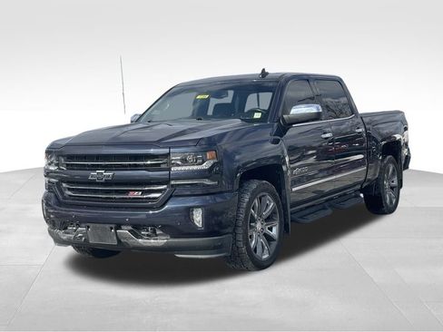 Used 2018 Chevrolet Silverado 1500 LTZ Z71 w/ Centennial Edition image 2