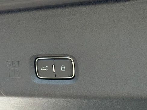 Certified 2025 Ford Expedition Max Platinum w/ Platinum Ultimate Package image 27