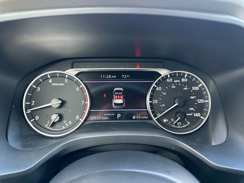 Used 2023 Nissan Rogue SL image 17