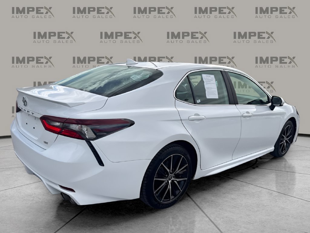Used 2021 Toyota Camry SE FWD image 5