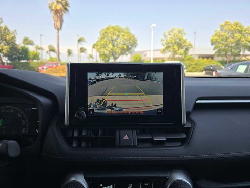 Certified 2025 Toyota RAV4 LE FWD image 29