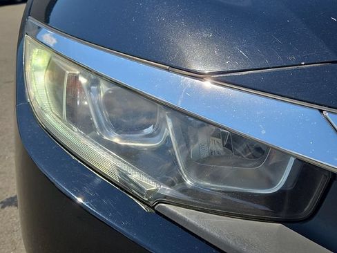 Used 2018 Honda Civic LX image 9