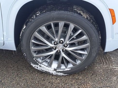 New 2026 Buick Enclave Avenir w/ Super Cruise Package image 4