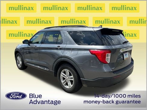 Used 2021 Ford Explorer XLT RWD image 3