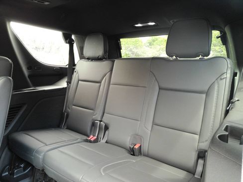 Used 2021 GMC Yukon Denali w/ Denali Ultimate Package AWD/4WD image 15