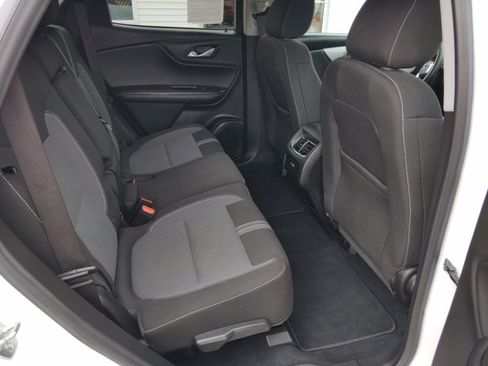 Used 2025 Chevrolet Blazer LT AWD/4WD image 29