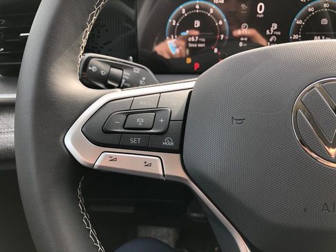 New 2026 Volkswagen Tiguan S AWD/4WD image 20