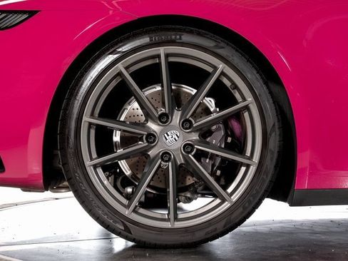 Used 2024 Porsche 911 Carrera T image 13