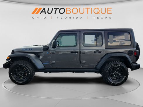 Used 2023 Jeep Wrangler Unlimited w/ Dual Top Group AWD/4WD image 2
