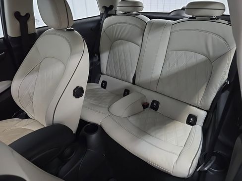 Used 2023 MINI Cooper S image 29