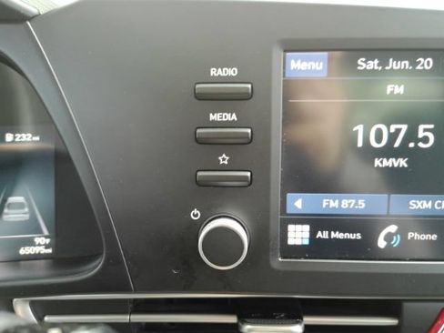 Used 2022 Hyundai Elantra SEL FWD image 37