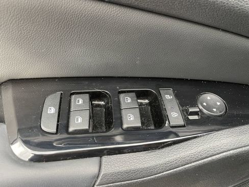 Certified 2023 Kia Sportage EX FWD image 19
