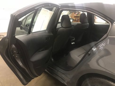 Used 2025 Toyota Corolla LE image 8